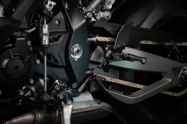 Fußrastenanlage MUE2 BMW S1000RR
